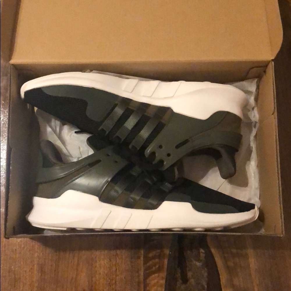 Sold Adidas Eqt Support ADV
